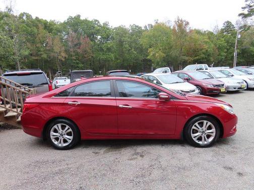2011 Hyundai SONATA Limited