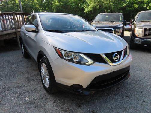 Brilliant Silver 2017 Nissan Rogue Sport S