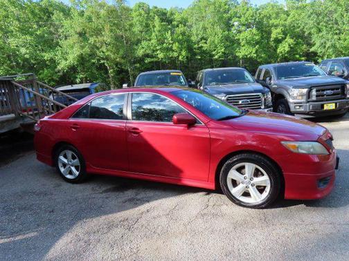 Barcelona Red Metallic 2011 Toyota Camry SE