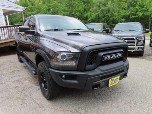 Granite Crystal Metallic Clearcoat 2018 RAM 1500 Rebel