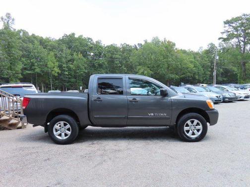 2009 Nissan Titan SE Crew Cab