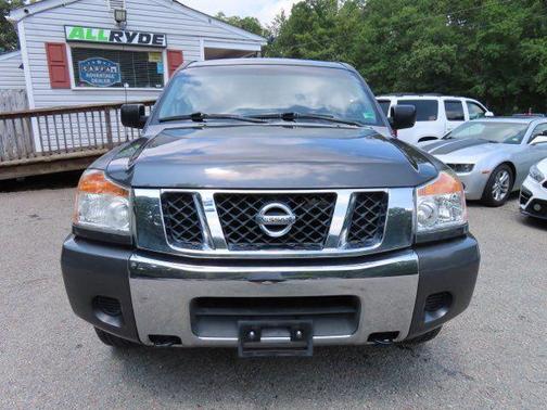 2009 Nissan Titan SE Crew Cab