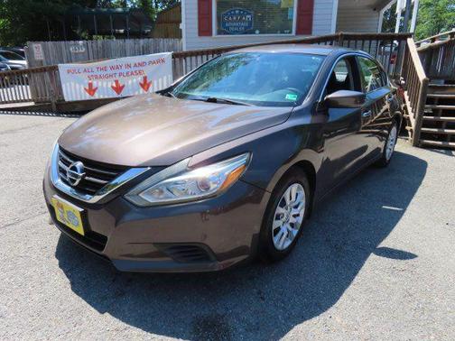 Gun Metallic 2016 Nissan Altima 2.5 S