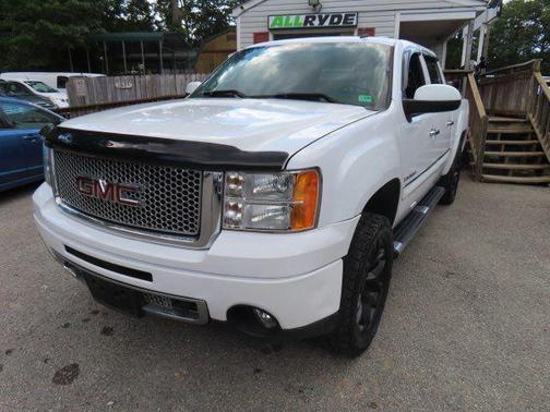 2008 GMC Sierra 1500 Denali Crew Cab