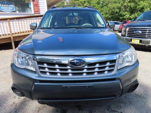 Blue 2011 Subaru Forester 2.5 X Premium