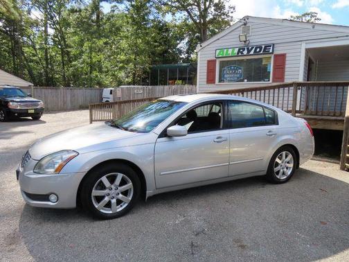 2004 Nissan Maxima SL