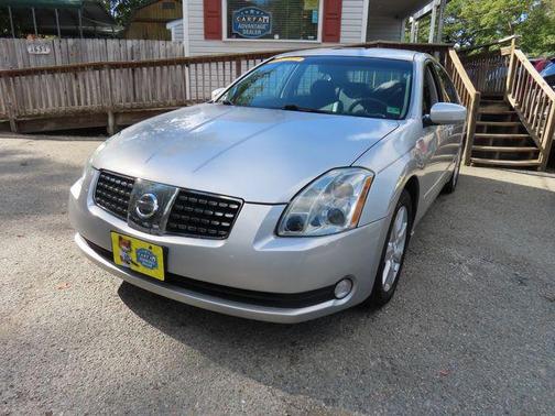 2004 Nissan Maxima SL