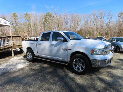 2017 RAM 1500 Laramie