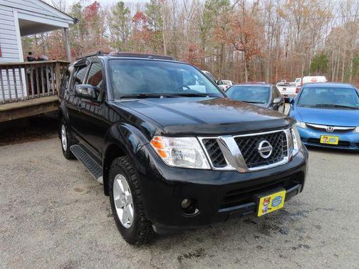 2008 Nissan Pathfinder SE