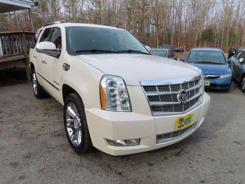 2012 Cadillac Escalade Platinum Edition