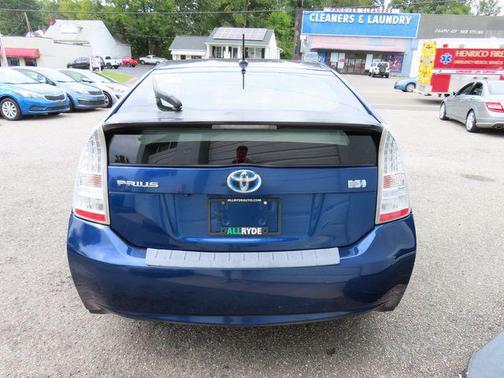 2010 Toyota Prius V