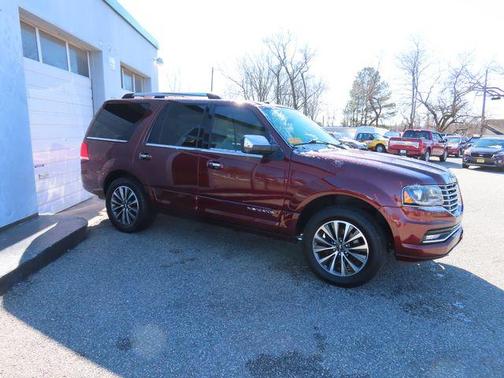 2016 Lincoln Navigator Select