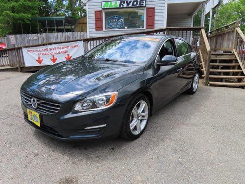 Blue 2015 Volvo S60 T5 Premier