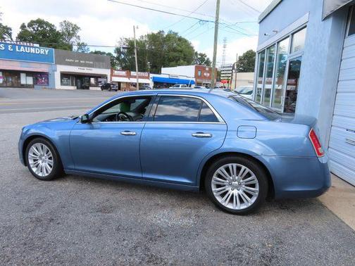 2011 Chrysler 300 Limited