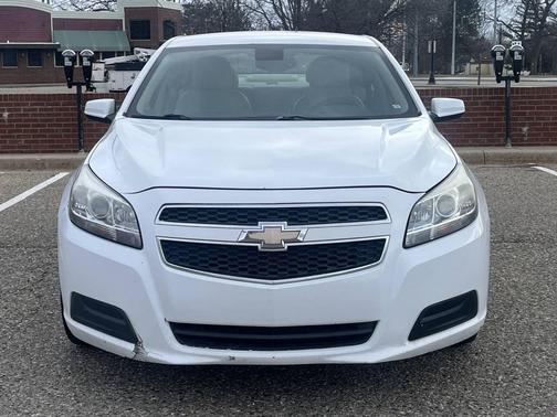 Summit White 2013 Chevrolet Malibu Eco