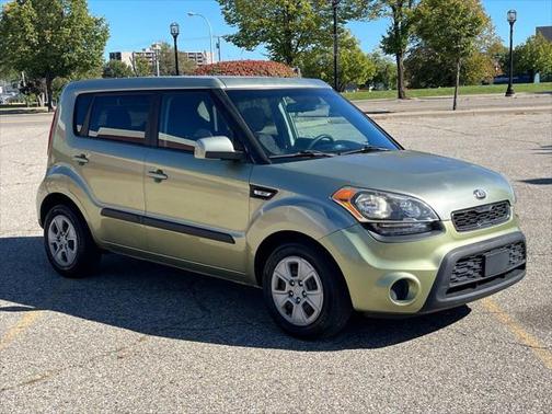 2013 Kia Soul Base