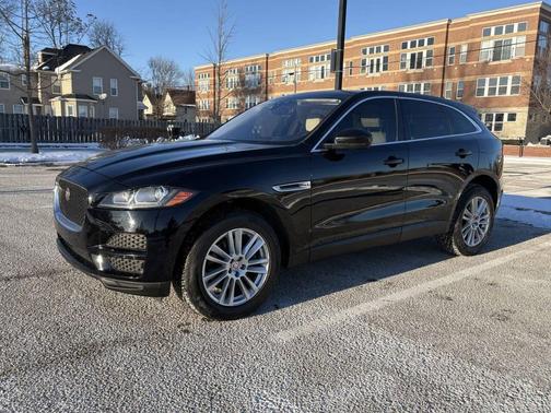 2019 Jaguar F-PACE 30t Prestige