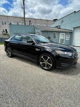 Shadow Black 2016 Ford Taurus SEL