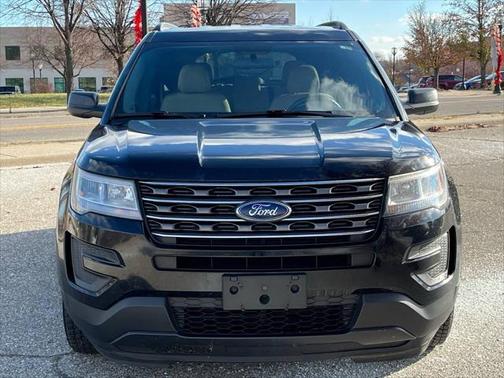 2017 Ford Explorer Base