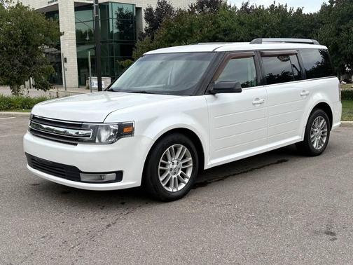 White 2013 Ford Flex SEL