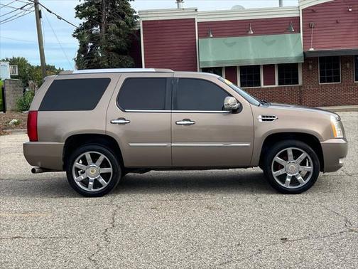 2007 Cadillac Escalade Base