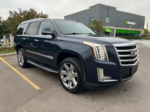 2017 Cadillac Escalade Luxury