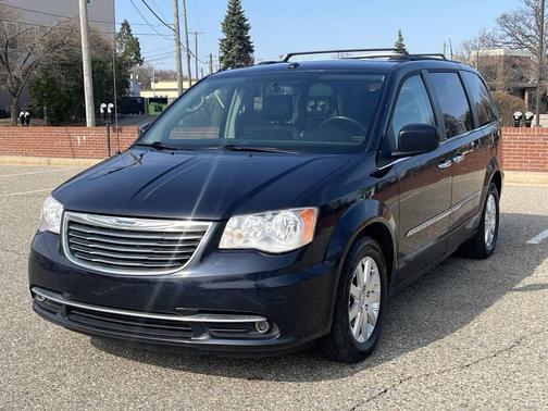 2011 Chrysler Town & Country Touring-L