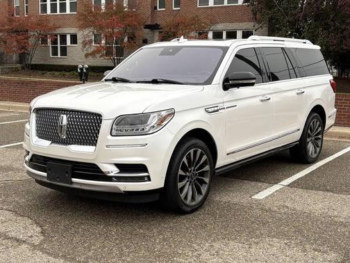 2019 Lincoln Navigator L Select