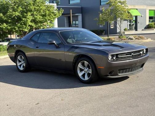 2015 Dodge Challenger SXT