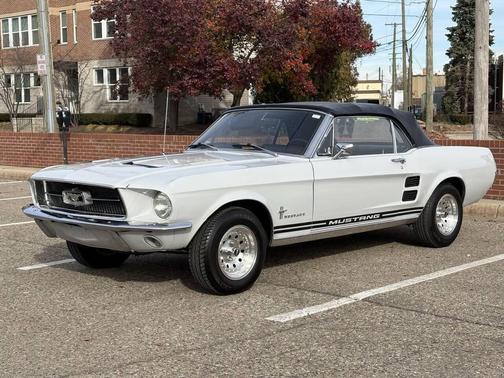 1967 Ford Mustang Base