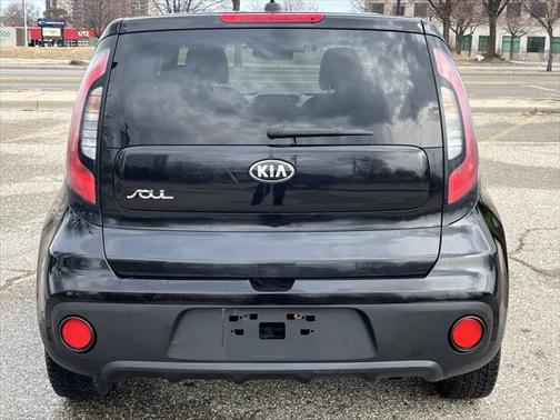 2018 Kia Soul Base