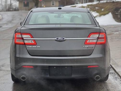 2015 Ford Taurus Limited