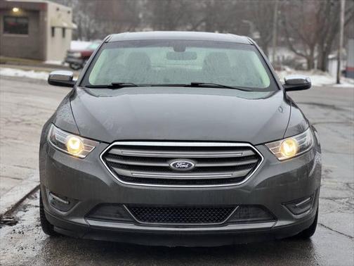 2015 Ford Taurus Limited
