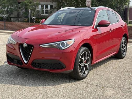 2020 Alfa Romeo Stelvio Ti Sport Carbon