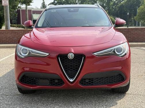 2020 Alfa Romeo Stelvio Ti Sport Carbon