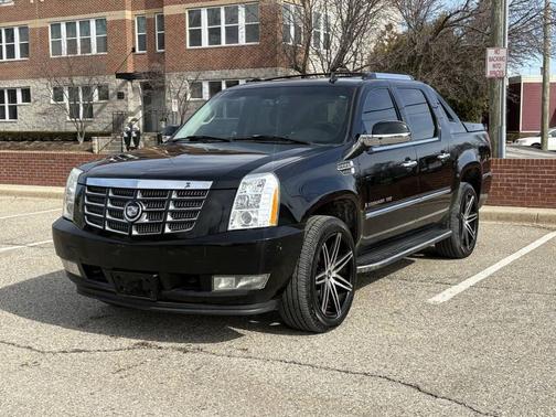 2008 Cadillac Escalade EXT Base
