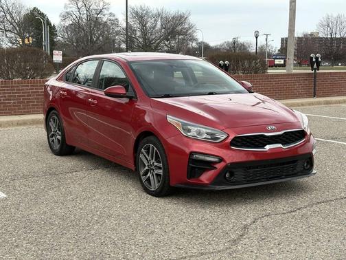 Currant Red 2019 Kia Forte S