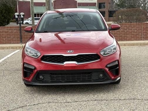 Currant Red 2019 Kia Forte S