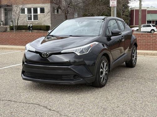 Black Sand Pearl 2019 Toyota C-HR LE