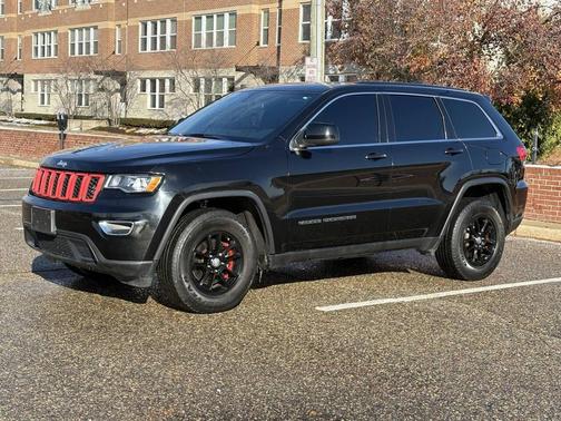 2018 Jeep Grand Cherokee Laredo