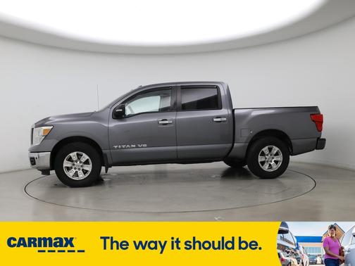 2018 Nissan Titan SV