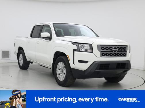 White 2022 Nissan Frontier SV