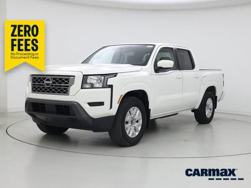 White 2022 Nissan Frontier SV