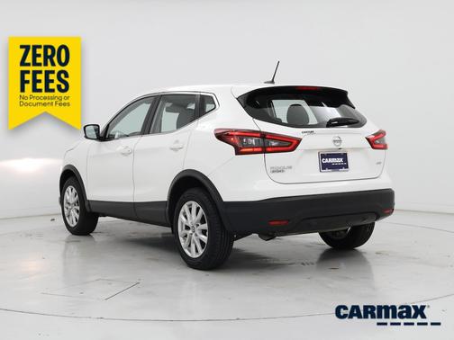 White 2022 Nissan Rogue Sport S