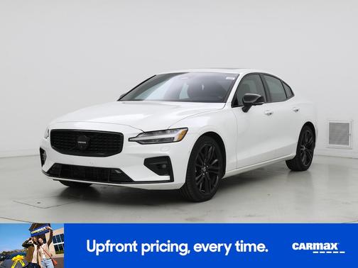 2024 Volvo S60 B5 Plus Black Edition