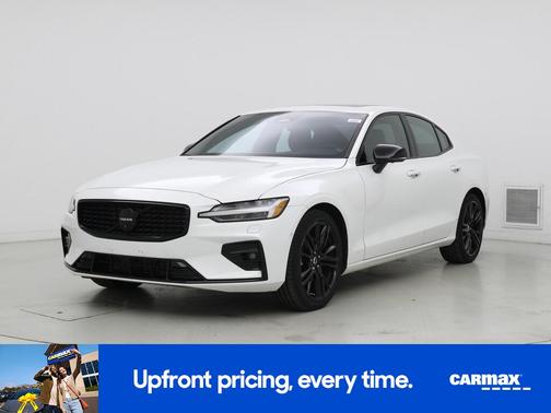 2024 Volvo S60 B5 Plus Black Edition