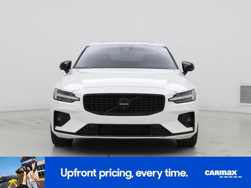 2024 Volvo S60 B5 Plus Black Edition