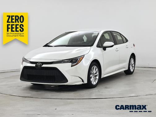 White 2021 Toyota Corolla LE