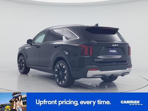 Black 2024 Kia Sorento EX