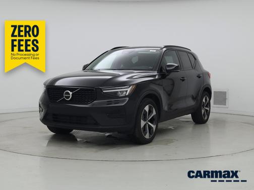 Black 2024 Volvo XC40 B5 Core Bright Theme